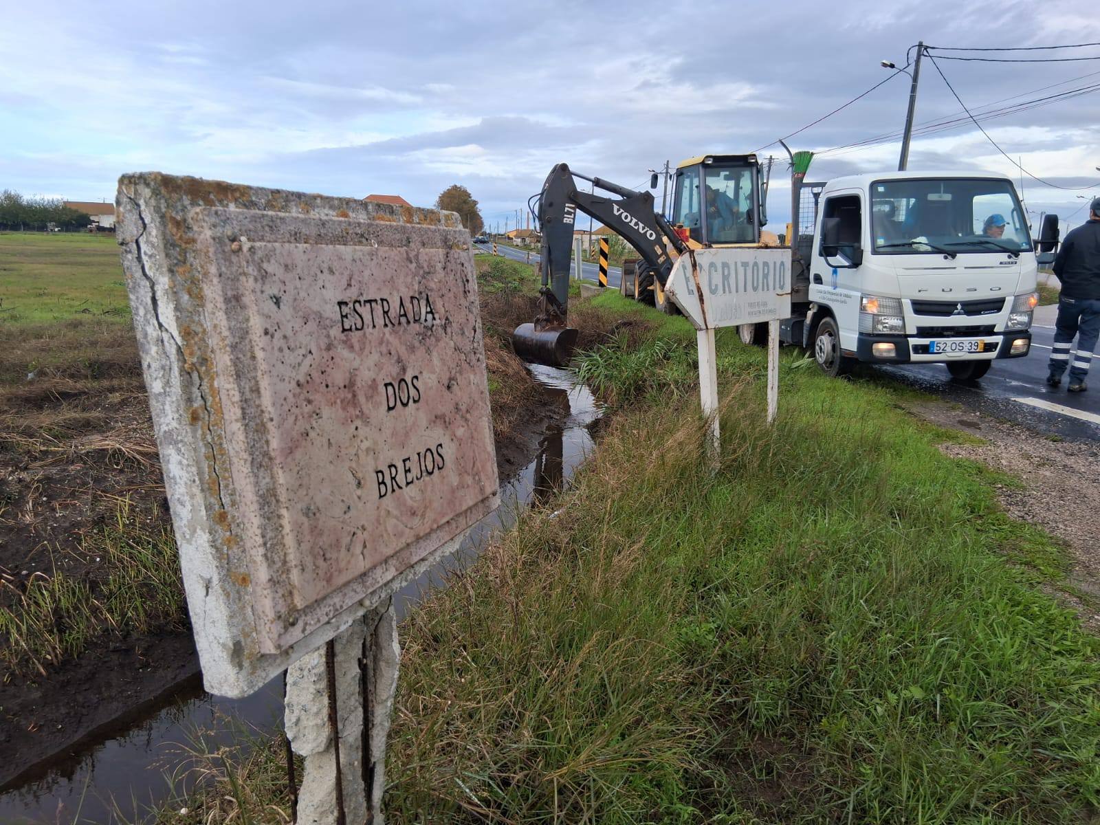 Estrada dos Brejos